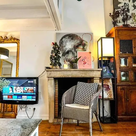 Διαμέρισμα Spacious Loft Saint Michel *