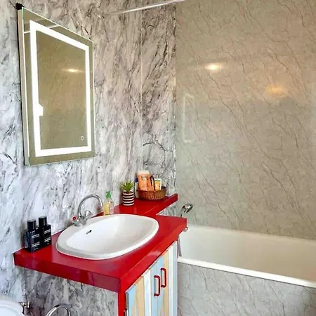 Spacious Loft Saint Michel *