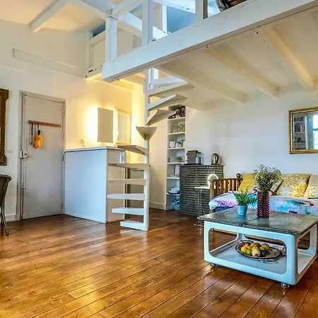 Spacious Loft Saint Michel Appartement